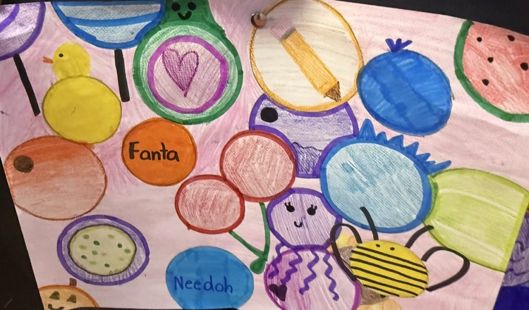 BellaireES's tweet photo. Our 4th graders did a terrific job with lines and using the color wheel creating many different things with the use of line and colors! Special congrats to our artists of the month Truleigh and Kendall! https://t.co/yCeCg8vXuZ