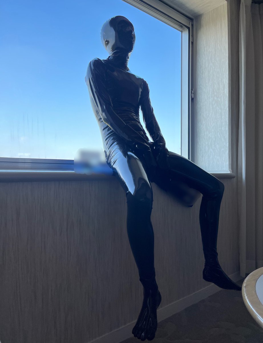 Saru0w0's tweet photo. 𝘛𝘩𝘦 𝘚𝘬𝘺 𝘢𝘯𝘥 𝘙𝘶𝘣𝘣𝘦𝘳 https://t.co/wWPW5K64Wr