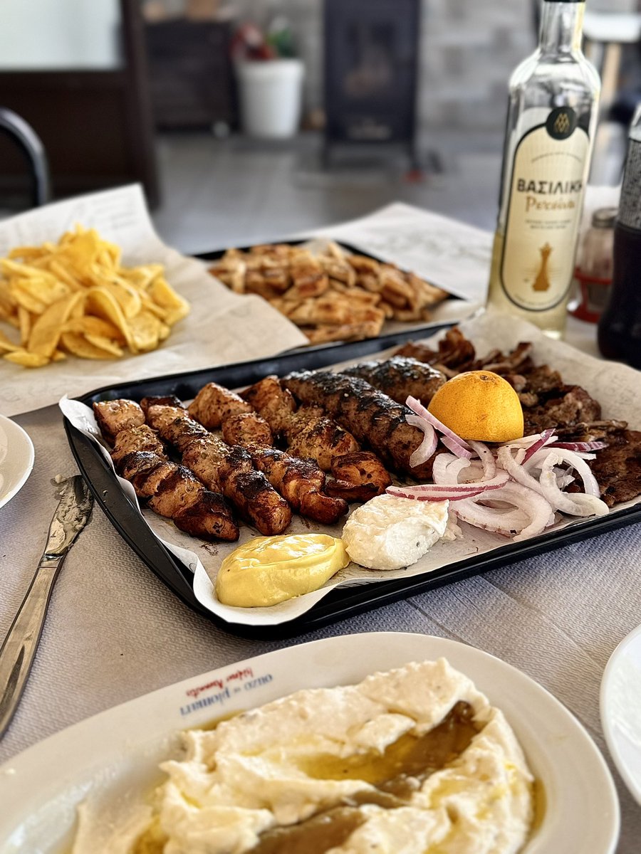 ο ΓεωπονοC tweet media