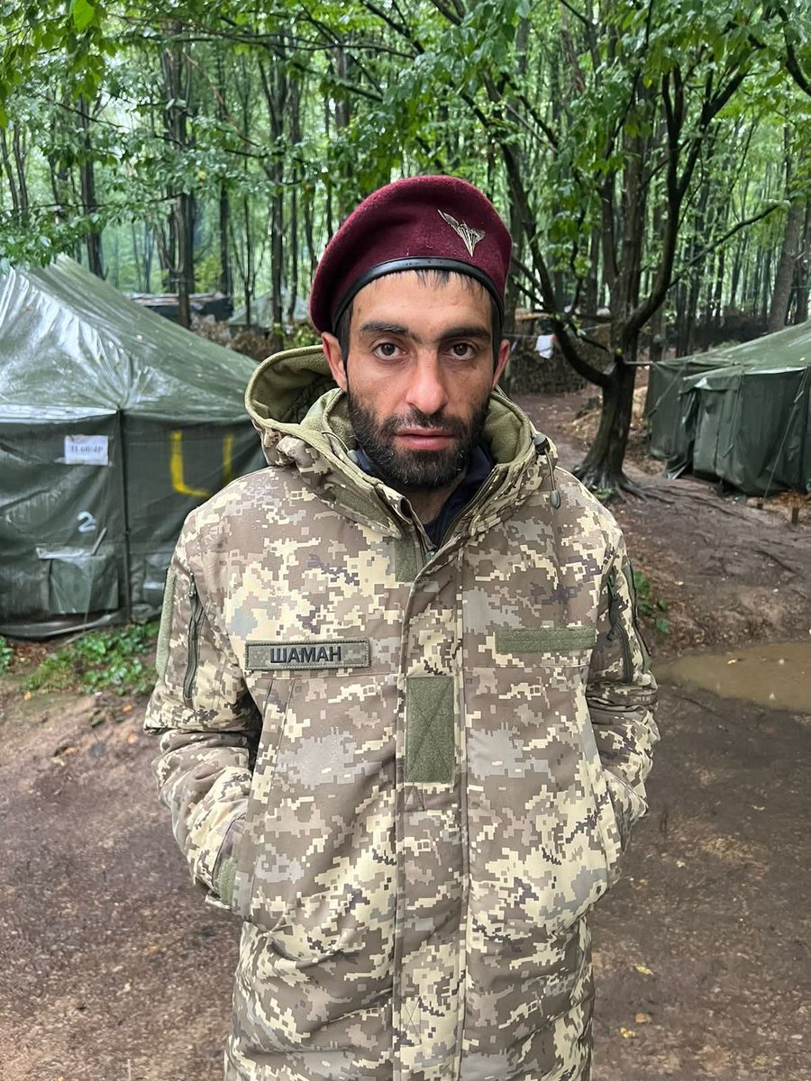 Добровільно мобілізований вірменин tweet media