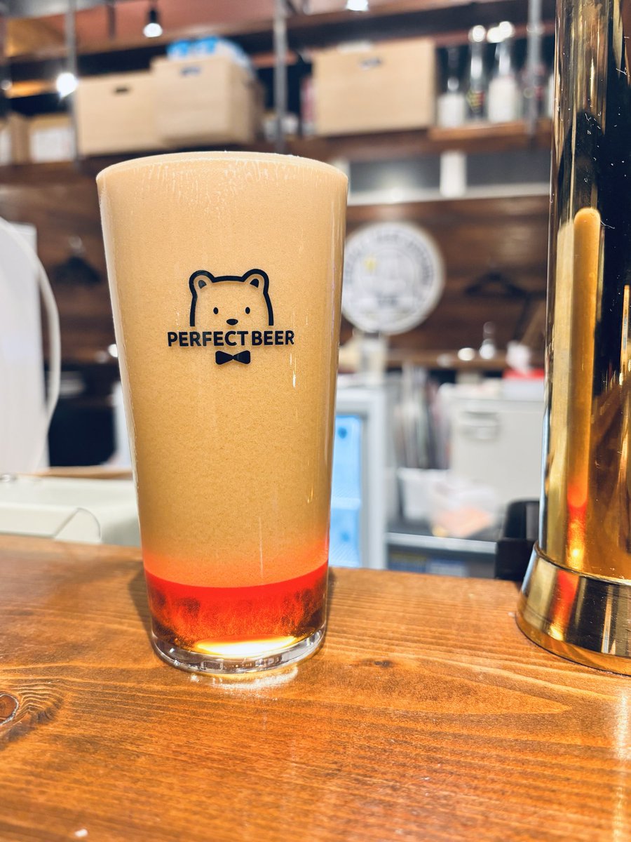 wineandgin's tweet photo. PERFECT BEER KITCHEN、ずっと気になっていたので行ってきた
泡無しビールとか泡のみのビールとか、飲んだ事ないタイプのビール楽しめてよかった！
ビアチキもお酒がすすむ味😋
カウンターで1人だったけど、聞き上手のバイト君と他のお客さんと楽しくお話して、いい時間だったなぁ
。また行こう https://t.co/SEcs4gSaZT