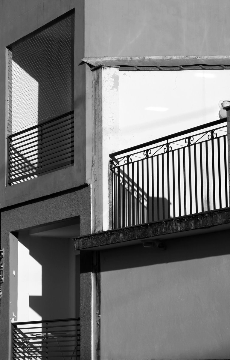 marcelo_lyrio's tweet photo. Jogo de Linhas e Sombras 2, 2026
#photography #fotografia #fotografía #Fotografie #bnw #blackandwhitephotography #bw #blackandwhitephoto #foto #bnwphotography #abstractphoto #Monochrome #artphotography #artphoto #Foto #PhotoArt #bnw_captures #photo #abstractphotography https://t.co/EJKxb8tZBe
