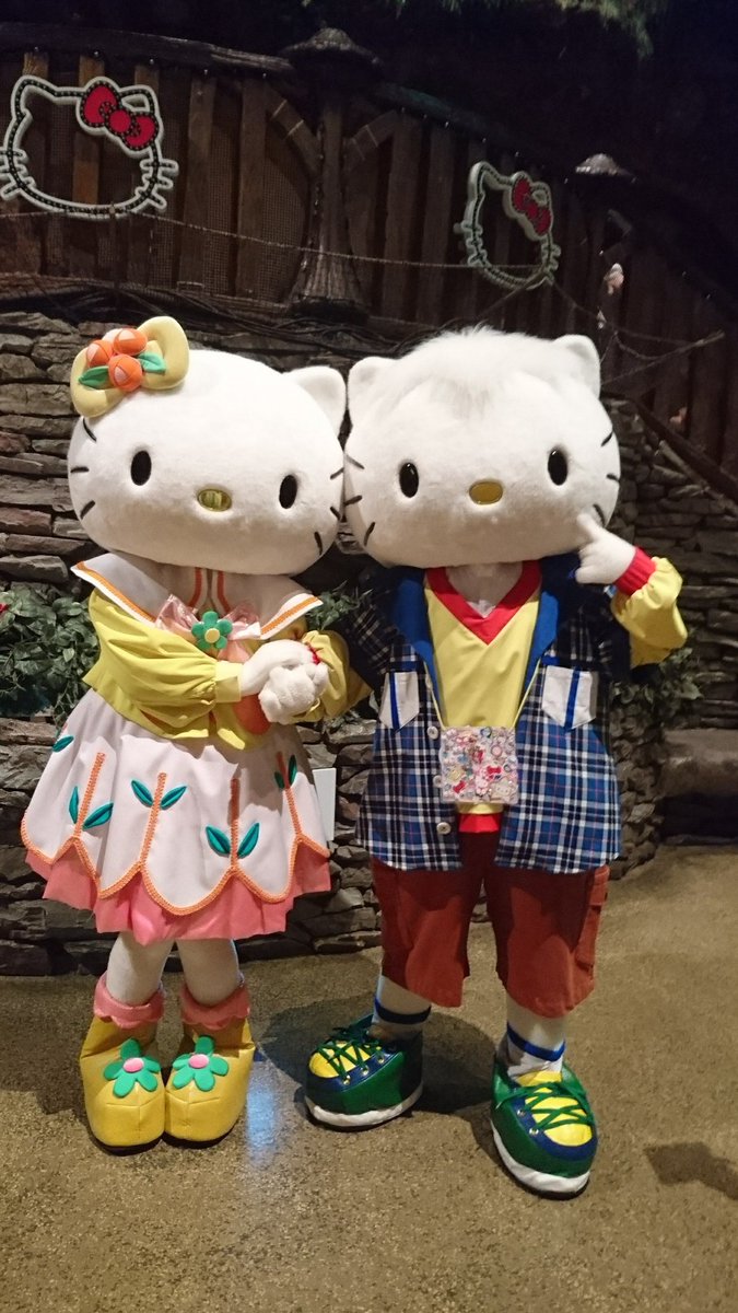 2017年5月14日✨ミミィちゃんとダニエルさんは開園でキティちゃんと