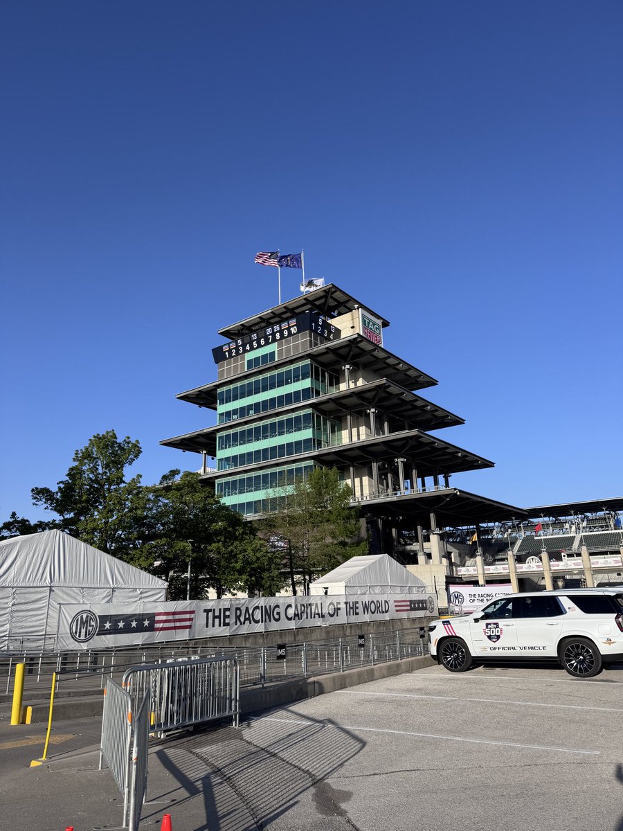 marshallpruett's tweet photo. Good morning from the Indianapolis motor Speedway https://t.co/CSmKXqeSD2
