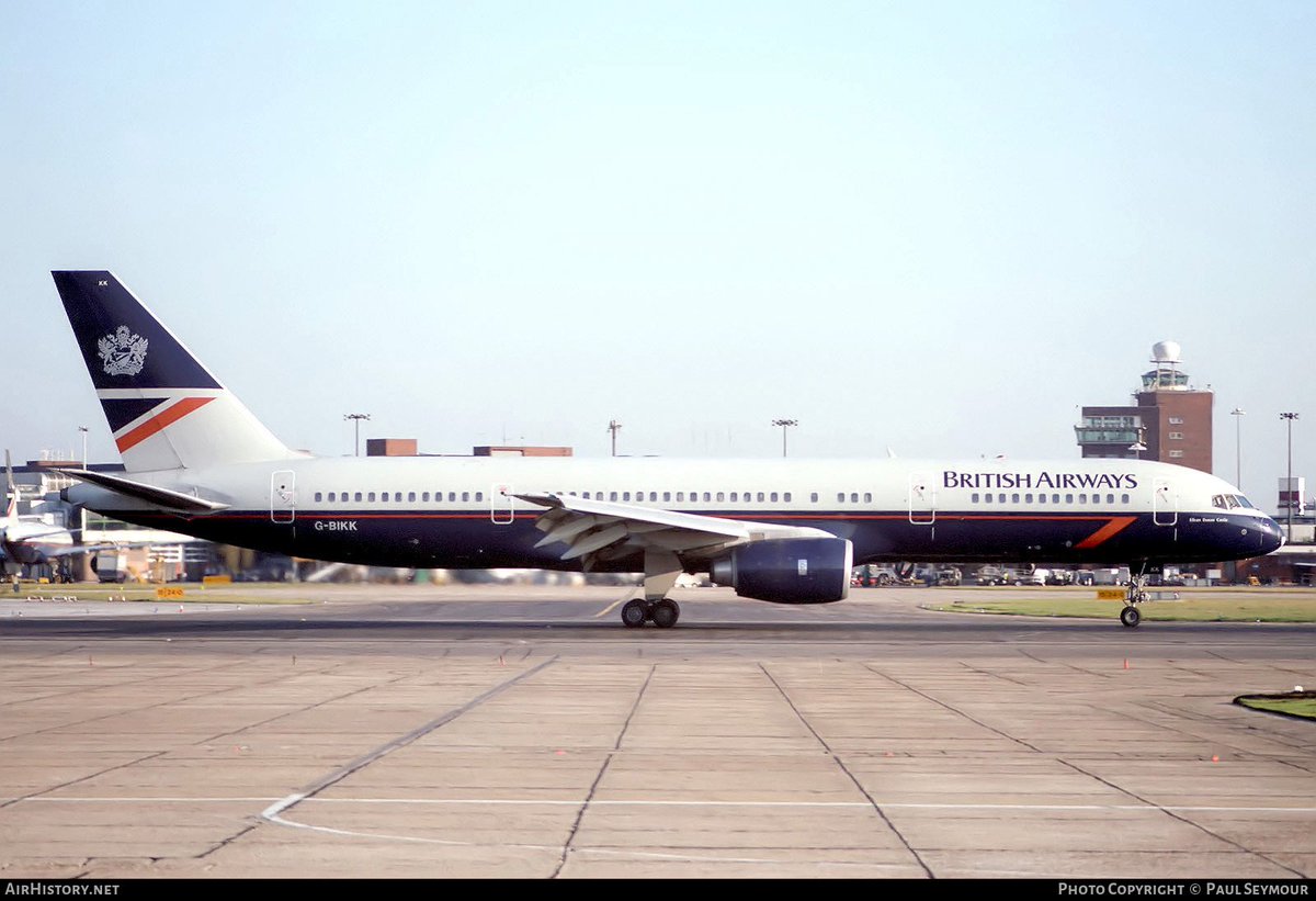 n194at's tweet photo. British Airways 
Boeing 757-236 G-BIKK Line #30
LHR/EGLL London Heathrow Airport
July 11, 1990
Photo credit Paul Seymour 
#AvGeek #Airline #Aviation #AvGeeks #Boeing #B757 #Speedbird #BritishAirways #LHR #London @HeathrowAirport #Heathrow @British_Airways 🇬🇧 https://t.co/GDGA6Dlopi