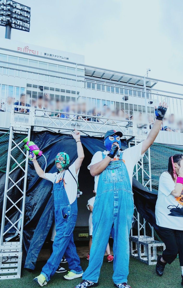 AkiraYokohama69's tweet photo. 2026年5月30日(土)
#FMWE 川崎市富士見公園大会

#大仁田厚 デビュー50周年富士通スタジアムぶり川崎にマスクマンズ見参🎸
アキララ・マスクとKAKKY侍が、富士見公園で熱唱🎤新曲も初披露🤟
チケット↓
https://t.co/AICN0FK2TI

マスクマンズのYMCA公開中↓
https://t.co/EIQpOcpcH4

#マスクマンズ https://t.co/Z3Wb9nd05b