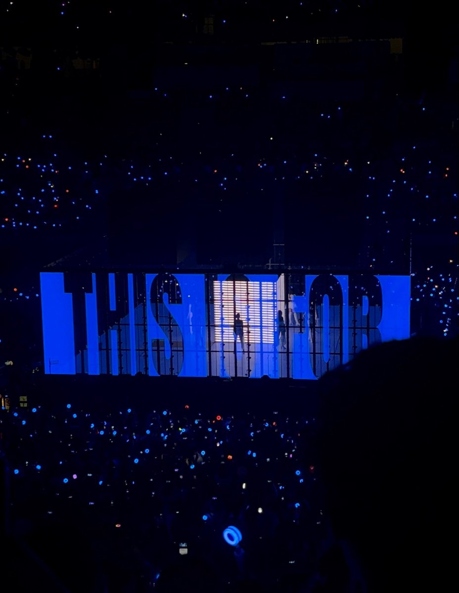loveisluce's tweet photo. [ 12 / 05 / 2026 ]

*⊹˚.  twice 'this is for' tour in barcelona, spain .*･｡✧; https://t.co/OT8fO6wxIq