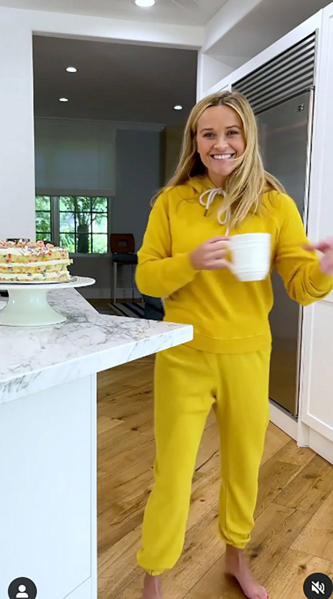 Queen Karen Mallerini tweet media