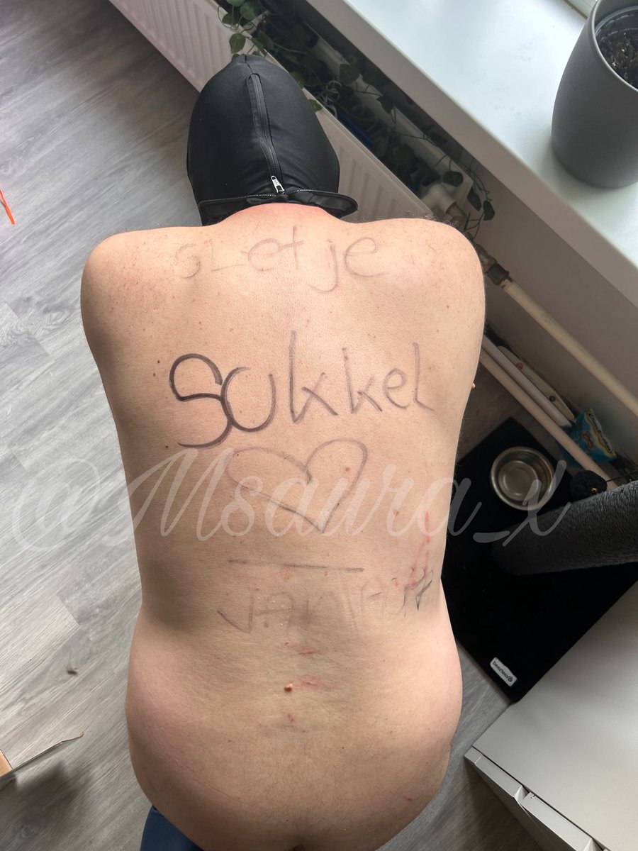 msaura_x's tweet photo. Cash cow kwam geld brengen en werd een uur lang genegeerd. 

#Findomnl paypig alphacouple cuckold https://t.co/oUwNDNY52m