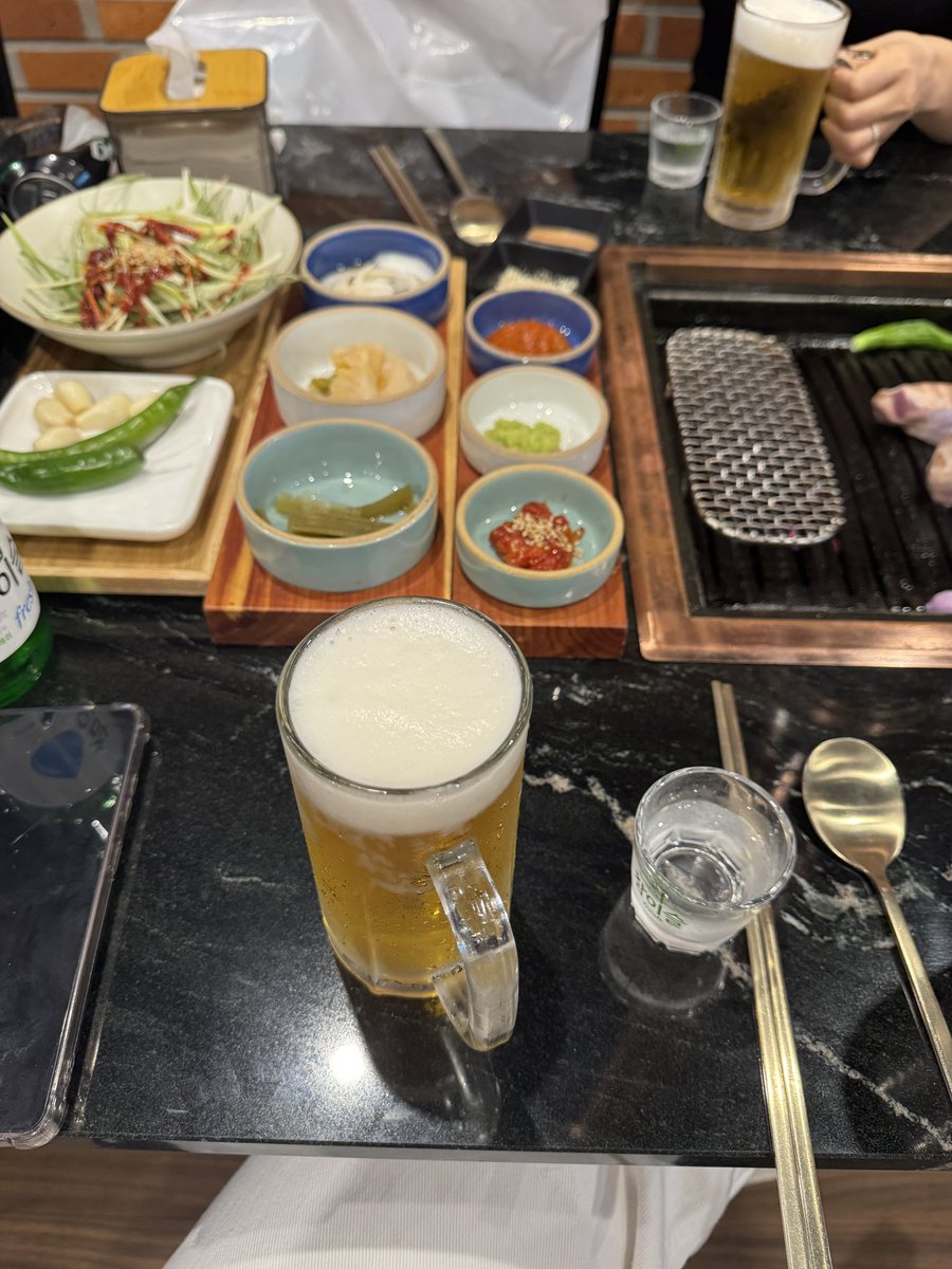 一向 tweet media