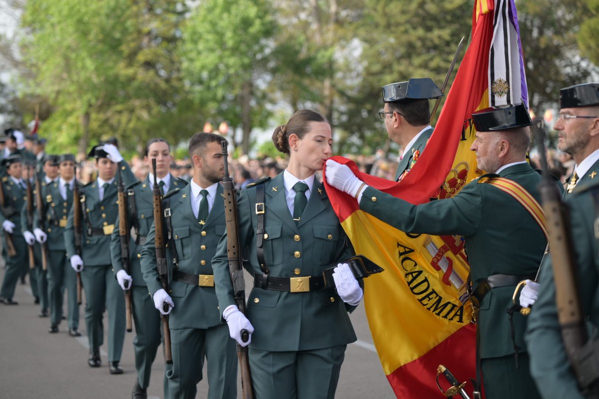 Guardia Civil tweet media