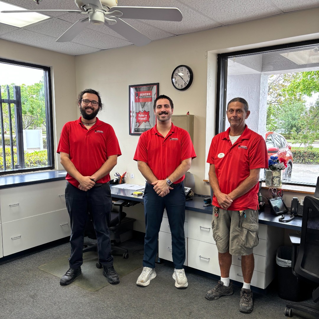 Sentry05's tweet photo. Skip the screens and find your perfect storage fit! Tired of renting without ever seeing a human? We’re proud to have actual people in our office, ready to help with your storage needs every step of the way! Let us show you the difference that real people and real help can make. https://t.co/j4MrcanA0Q
