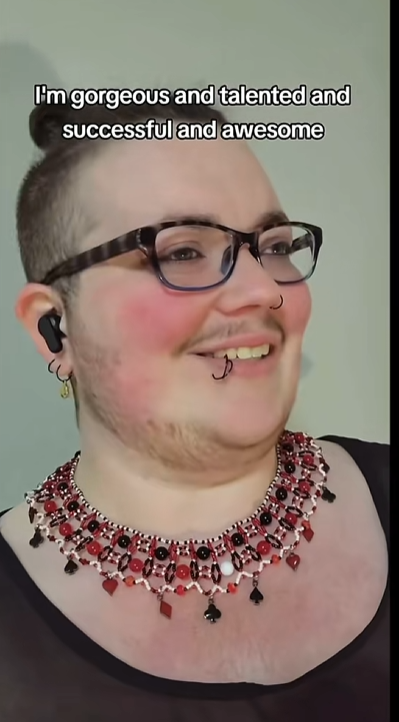 tranny_aigri's tweet photo. dude he's such a gigapoon, he even got the redness 😭😭😭 https://t.co/blkNXHGjlw