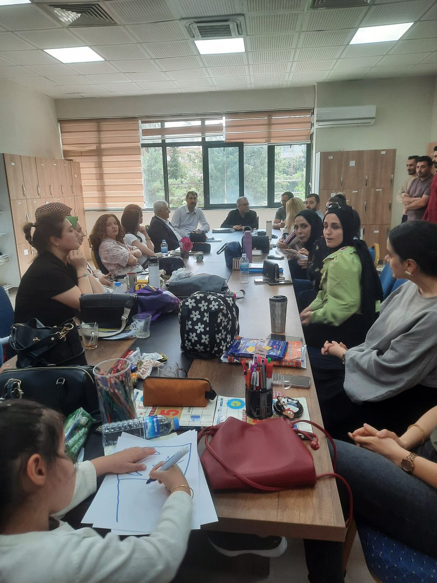 EbsHaliliye's tweet photo. Şair Nabi Ortaokulu
Süleymanşah İlkokulu'nda eğitim çalışanı arkadaşlarımızı ziyaret ettik. Eğitim çalışanlarının sorunları ve Gündem ile ilgili konuları konuştuk. İlgilerinden dolayı eğitim çalışanı arkadaşlara teşekkür ederiz. @ibrahimcoskun63 @togam78 @_aliyalcin_ https://t.co/1i7XAvkZWc
