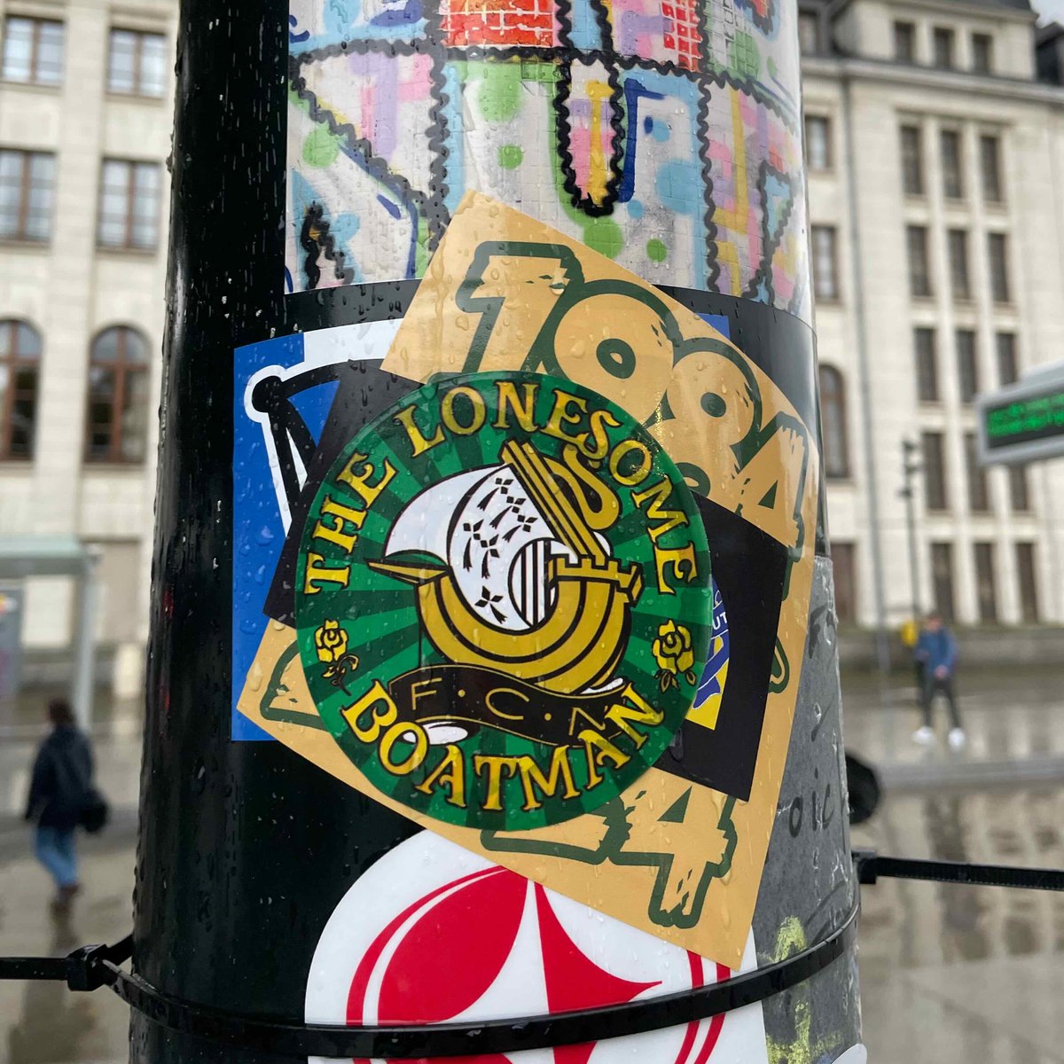 Sticker Hunter tweet media