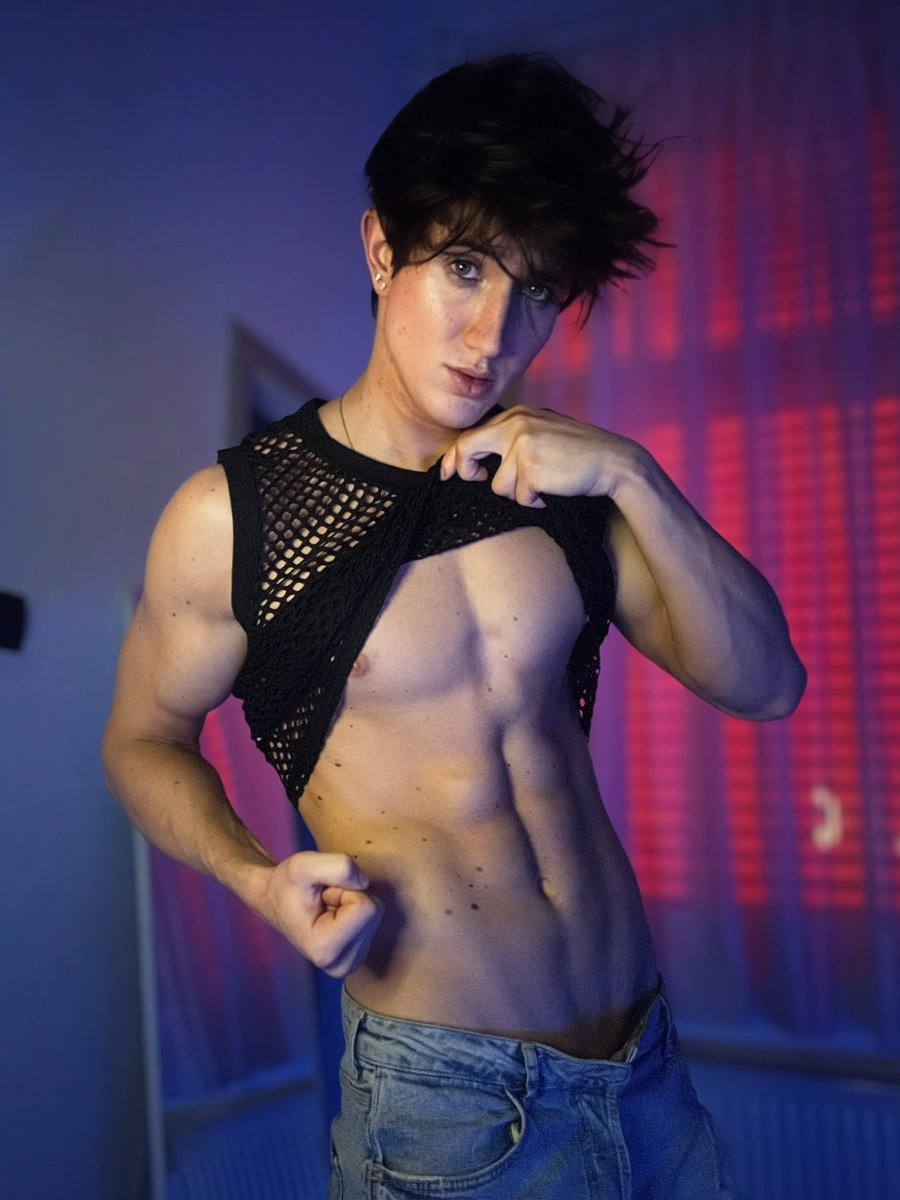 Christian Levine tweet media