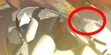 TheRechow's tweet photo. Here is a small detail that I noticed in the Dragon Ball Xenoverse 3 trailer. Bulma's bike has the number 9 on it, along with the tag of AF4029. It's just like in the manga! https://t.co/jJzau4lKvD