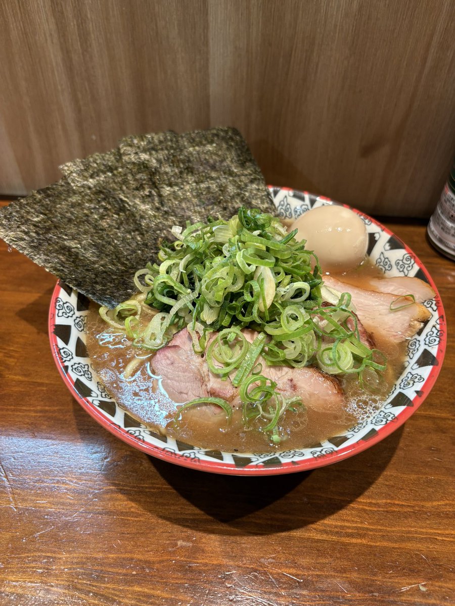 ハーツ tweet media