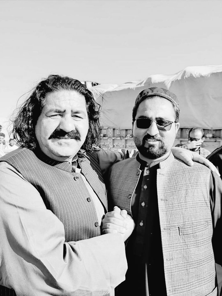 Naqeeb Azad tweet media