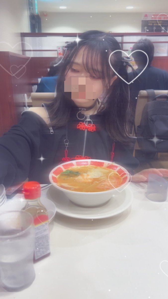 超まかろん tweet media
