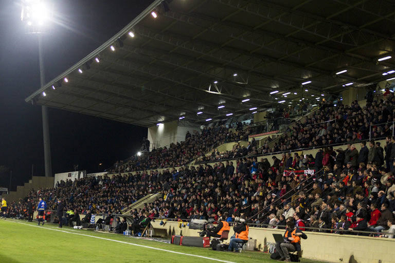 AndreuRauet's tweet photo. 💸 Multa de 2.000 € pel @ReusFCR i tancament de l’Estadi Municipal de Reus durant 1 partit, pel llançament d’objectes durant el Reus-Ourense de diumenge passat. 

La RFEF ha desestimat les alegacions presentades pel Reus i el sanciona “por alteración del orden del encuentro de carácter grave”.