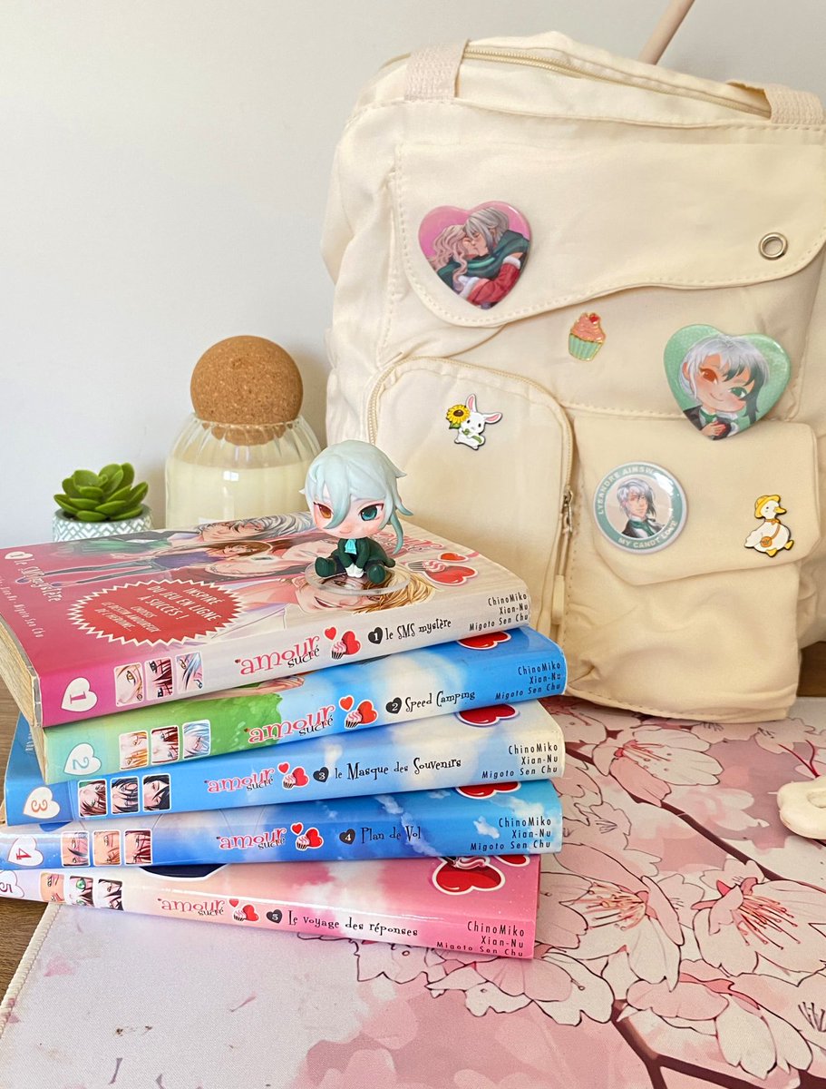 jessiethefox_'s tweet photo. 🧁 — Merch de Amor Doce
         Oficiais &amp; Artesanais

Produtinhos de AD e onde encontra-los para compra.

Segue o fio 🧶 https://t.co/YSJ89Gjkgf