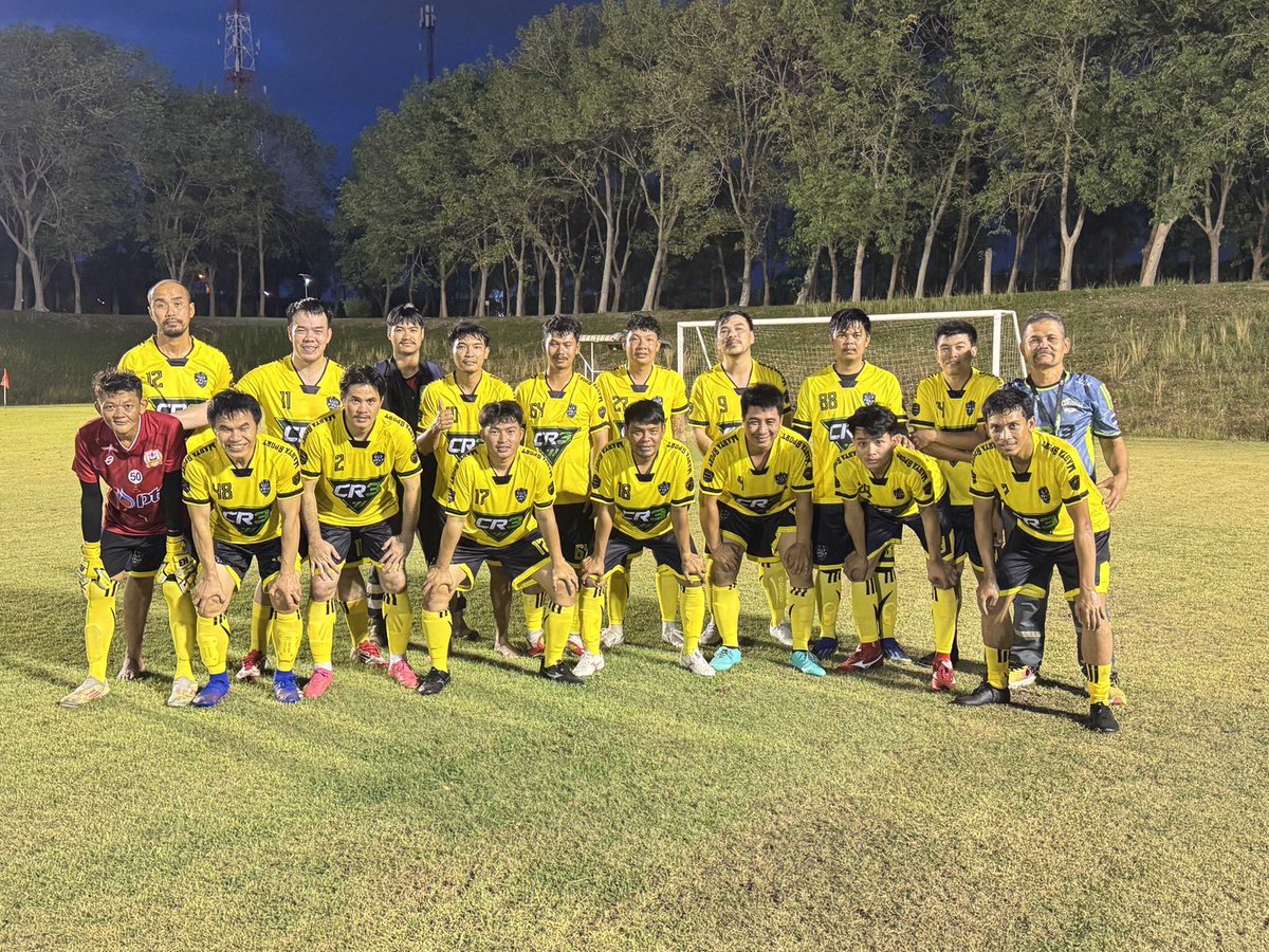 Tha_thewin's tweet photo. ถ้าเรามีทีมที่ดี เราจะมีผู้���ล่นที่ช่วยกัน
นัดแรก,,,ประเดิมสวย
SPRC open League 2026
#อาวุโสที่ต้องให้เด็กๆช่วย
#เล่นเป็นทีม
#TTLTxCR3UNITED
😊💪👍💙⚽️🏟️👹 https://t.co/T1eghT6w5f