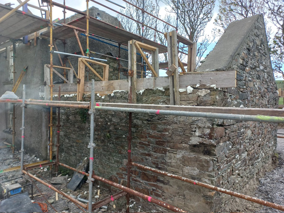 2_darragh's tweet photo. I'm no shuttering carpenter,  and I'm no concrete man. But I'm stubborn enough to stay at it until the job it done. https://t.co/gSVm3V6Mej