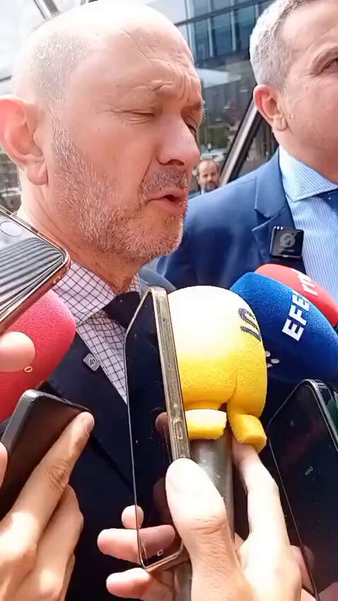 InCampNou tweet media
