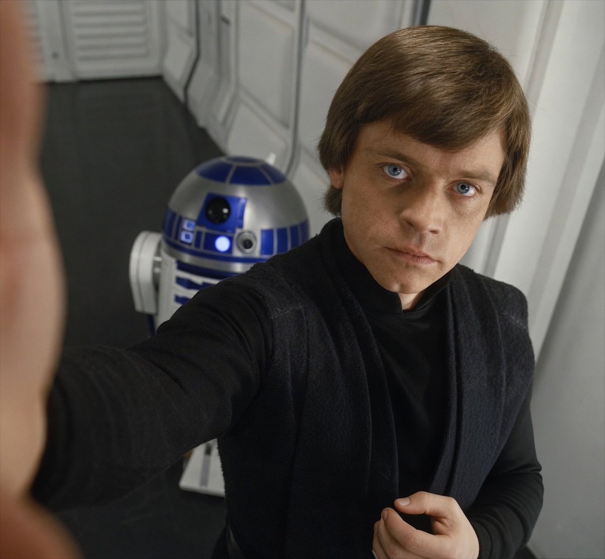 Luke Skywalker tweet media