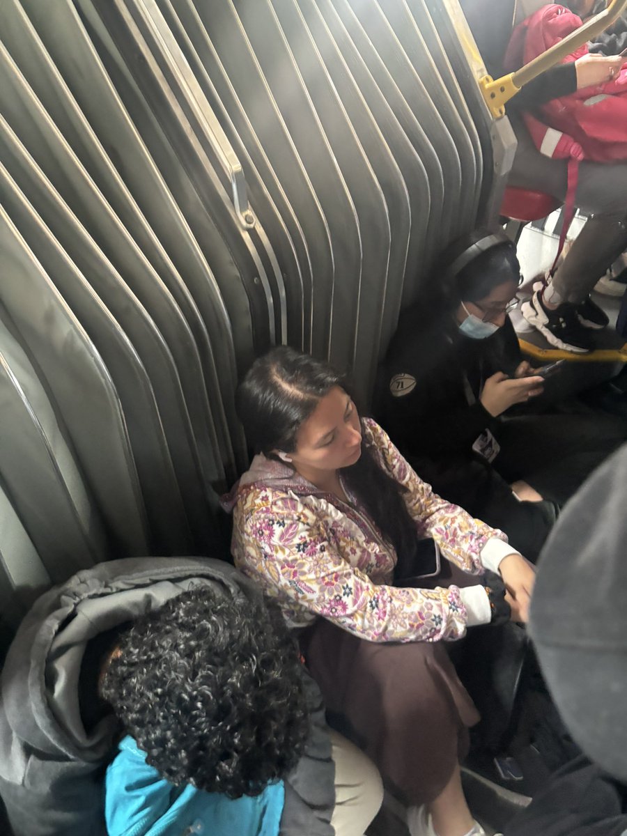 NanniQ tweet media