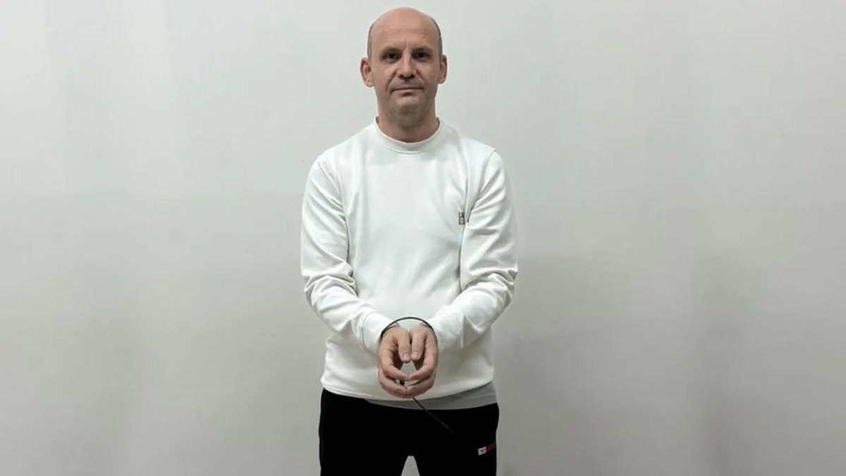 Aykırı tweet media