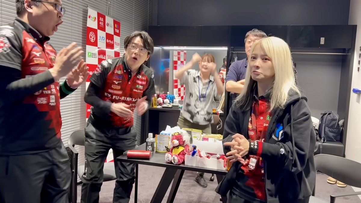 Ma3_miya_miya's tweet photo. （左）勝又フェスティバル開催前での満��で喜びいっぱいの亜樹氏・内川氏・永井氏
（右）勝又フェスティバル開催中での24000に味方ながらも若干戦慄を覚えたじろぎ始めた亜樹氏・内川氏・永井氏

#二階堂亜樹
#内川幸太郎
#永井孝典
#勝又健志
#EX風林火山 https://t.co/TH5Yo2gAX6