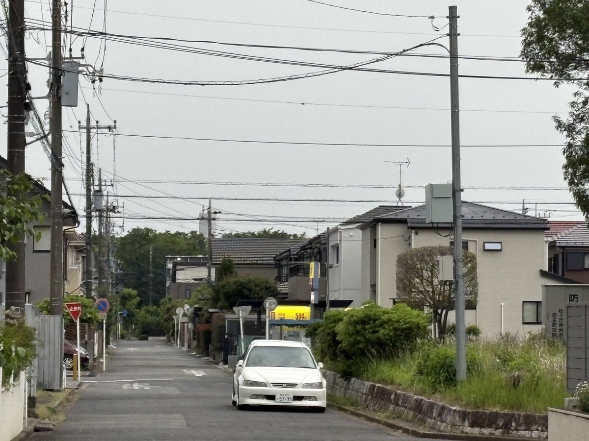 kake_ch9's tweet photo. まじでフロントバンパーシャクレむかつく https://t.co/VPiqvq6bi0
