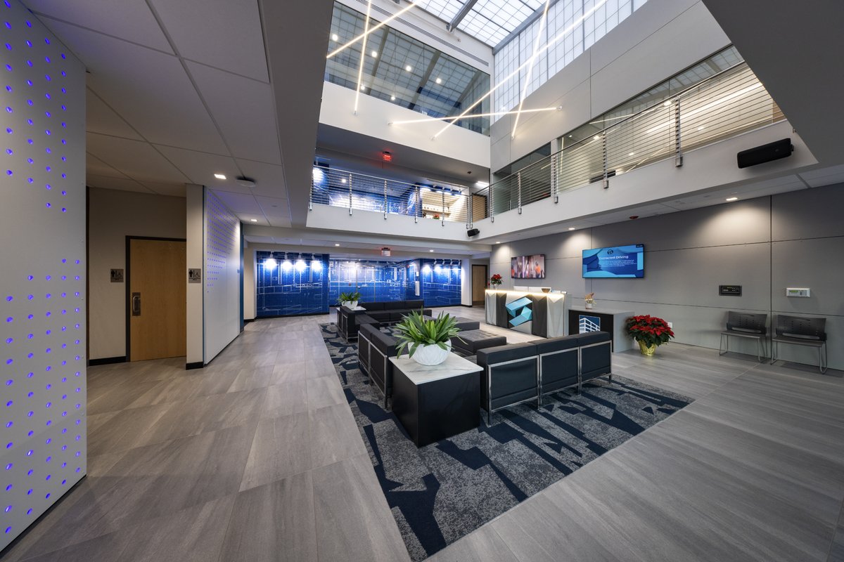 SGHconcepts's tweet photo. Product Spotlight: Daylighting Atrium &amp; Ridge Roof Skylight Systems

Our new SGH Concepts facility in Omaha has a large @Kalwall skylight system above the atrium, supported by Structures Unlimited, LLC aluminum box beam framing, this skylight system allows for expansive openings. https://t.co/mDP2cFi0al
