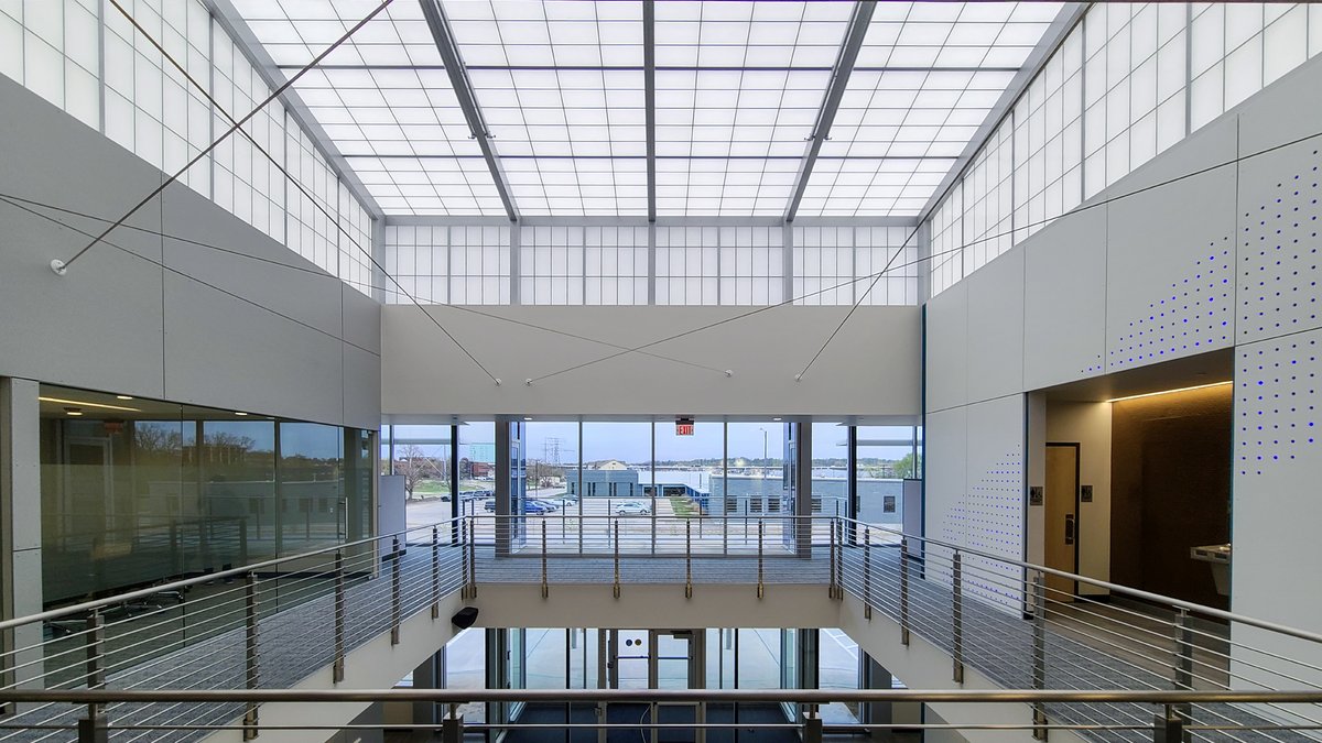 SGHconcepts's tweet photo. Product Spotlight: Daylighting Atrium &amp; Ridge Roof Skylight Systems

Our new SGH Concepts facility in Omaha has a large @Kalwall skylight system above the atrium, supported by Structures Unlimited, LLC aluminum box beam framing, this skylight system allows for expansive openings. https://t.co/mDP2cFi0al