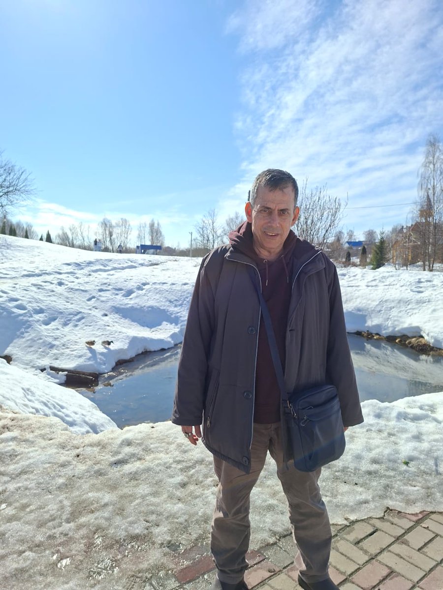 JIMMYMAR2's tweet photo. What is wrong with #UCOM in Armenia? Δεν έχω σταθερό τηλέφωνο (λόγω βλάβης;;;) εδώ και τρεις βδομάδες και δεν μπορώ να τηλεφωνήσω στην Ελλάδα σε συγγενείς, φίλους, τράπεζα κλπ. Και δεν το φτιάχνουν! https://t.co/r10t28j3hi