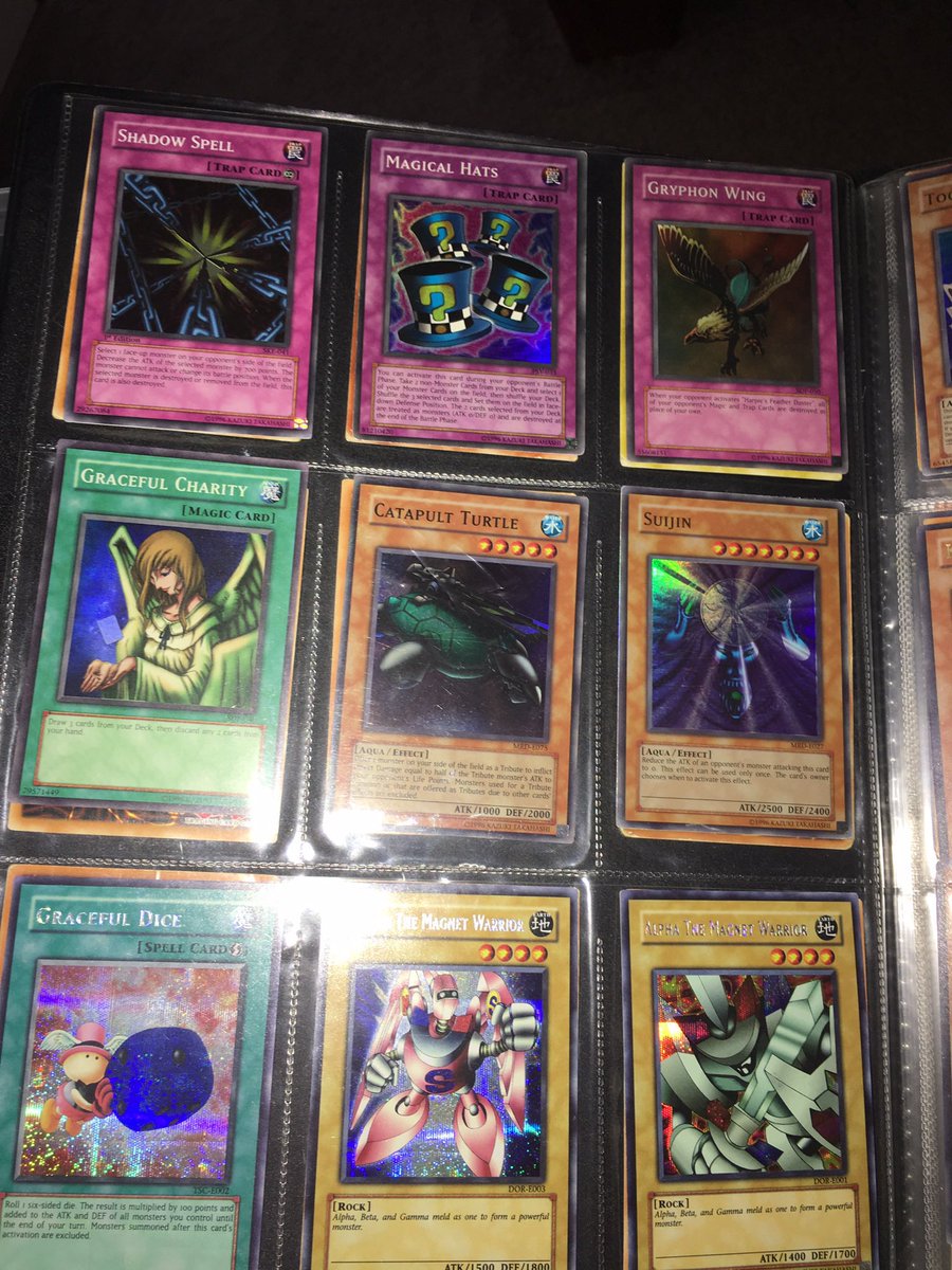 metaled92's tweet photo. @NostalgiaGalaxy I’m 33 now but still got my collection from 2003 kept in my drawer 🙂 https://t.co/I2v8aIf0ba