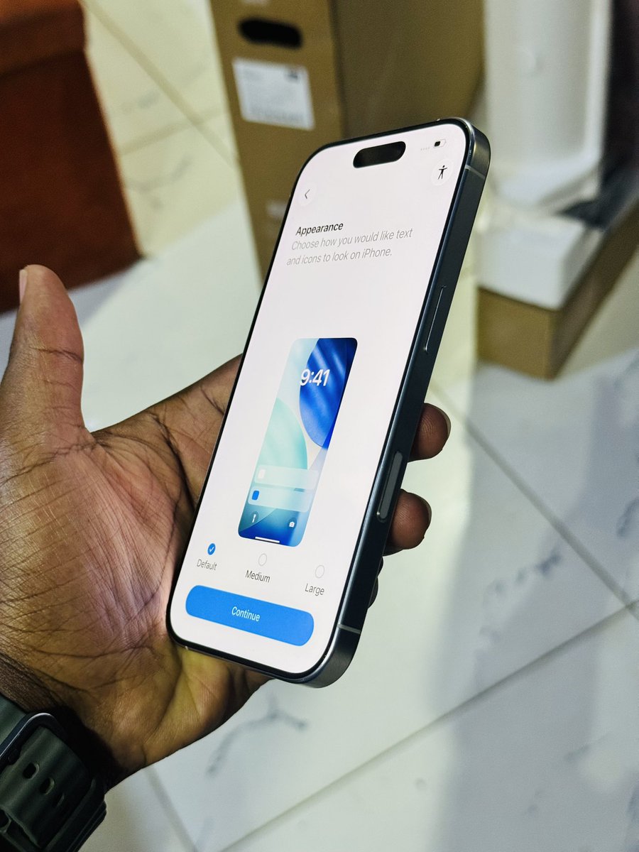AmRoggoz's tweet photo. Used iPhone 16 Pro 128GB

86% Battery Health 

Ksh 80,000

#TechIt | @techscents_ke https://t.co/xn2k3WMWAj