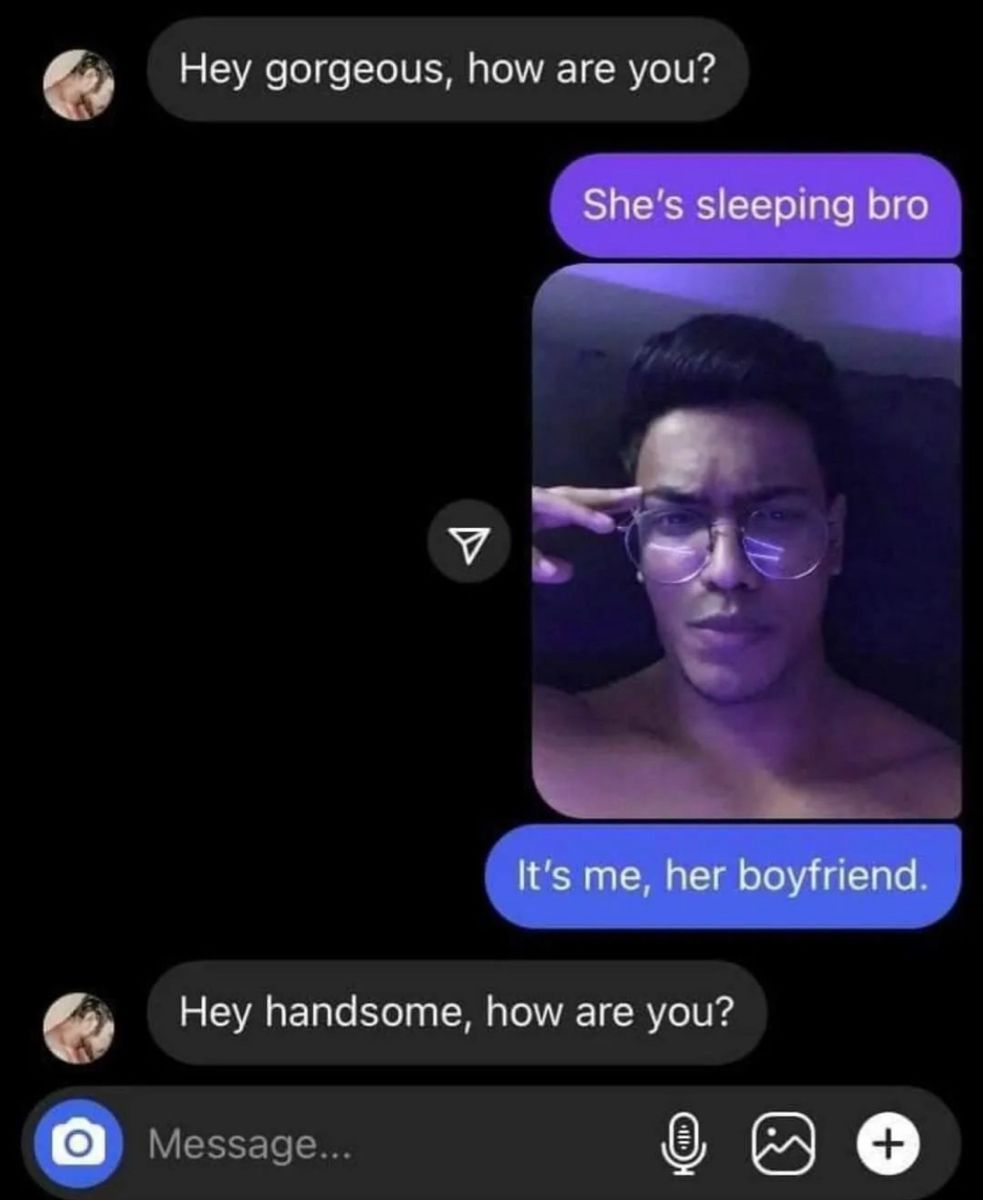 weird text messages tweet media
