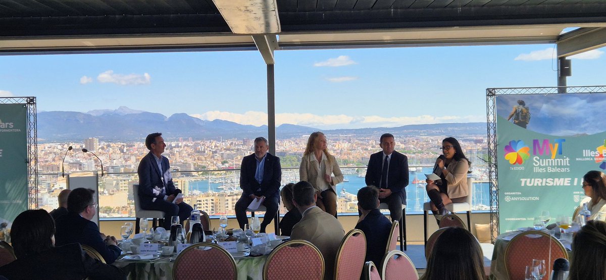 turistec's tweet photo. Magnífica jornada hoy en el @MyTsummit, compartiendo reflexiones y experiencias sobre #turismo y #deporte junto a profesionales y entidades del sector. Encantados de formar parte de un espacio de encuentro e intercambio de conocimiento alrededor de la #innovación turística. https://t.co/jIgawwXAdc