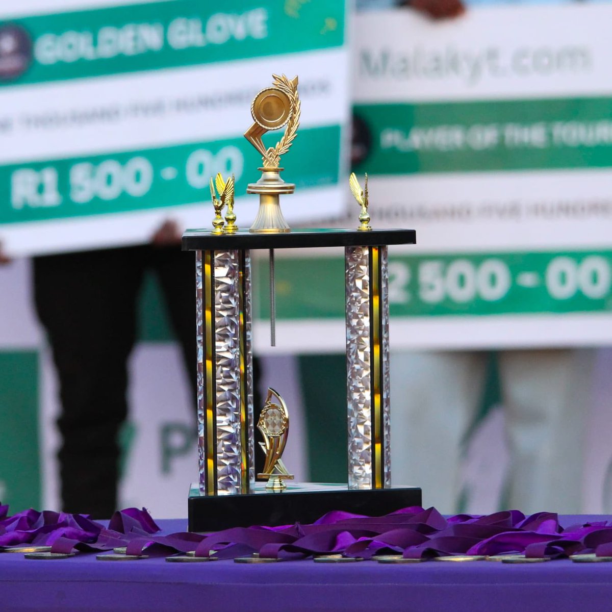 MalakytSA's tweet photo. @Hollywoodbets Would love to have a conversation on how we can sponsor vouchers for players of the match or tournaments https://t.co/0K81D7mBub
