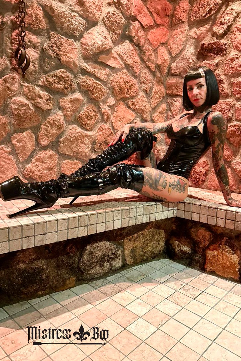 ⚜️ Mistress Boo ⚜️ tweet media
