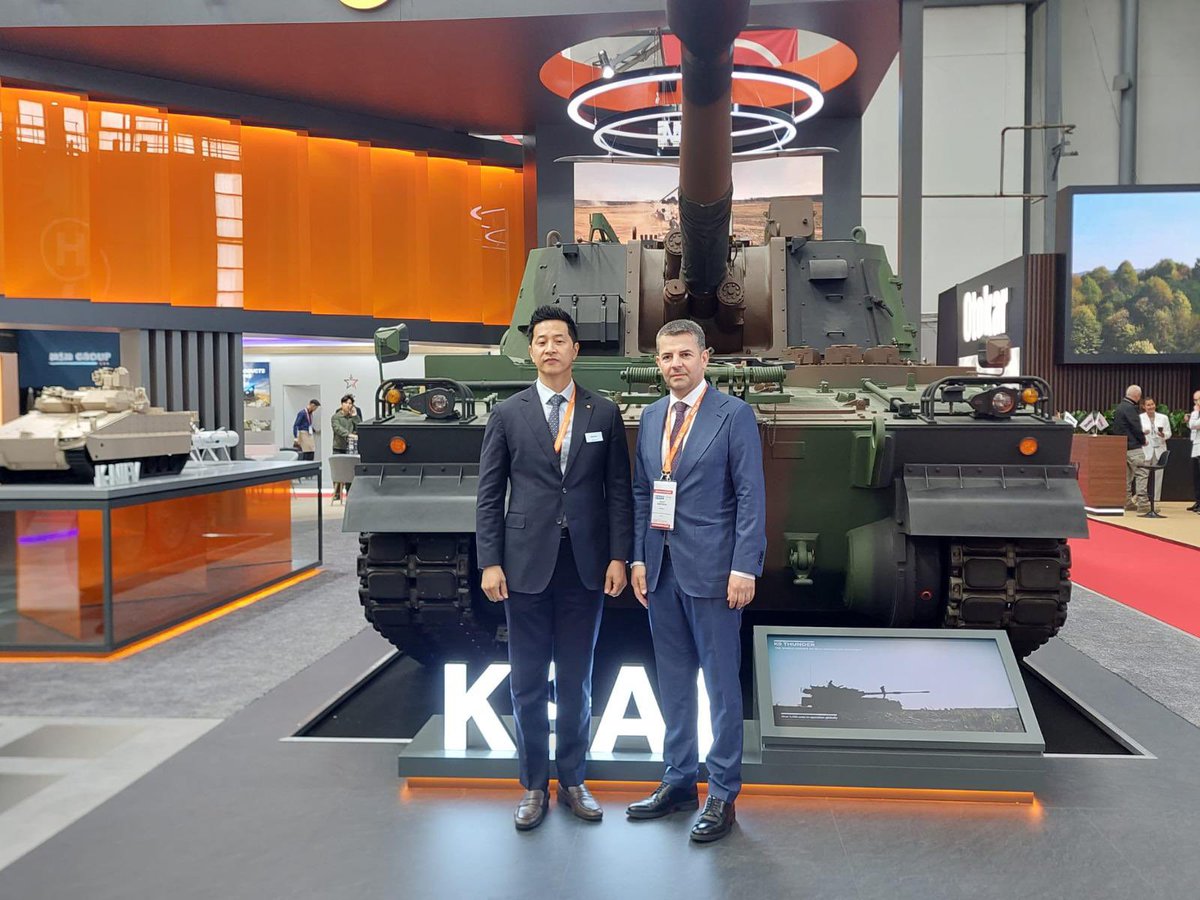 aricegovro's tweet photo. #ARICE was at #BSDA 2026, the largest defence, aerospace and security exhibition in the Black Sea region. ARICE President Daniel Constantin met with major international defence investors to discuss opportunities for industrial cooperation and #investment in #Romania https://t.co/Yu3MS2elAa