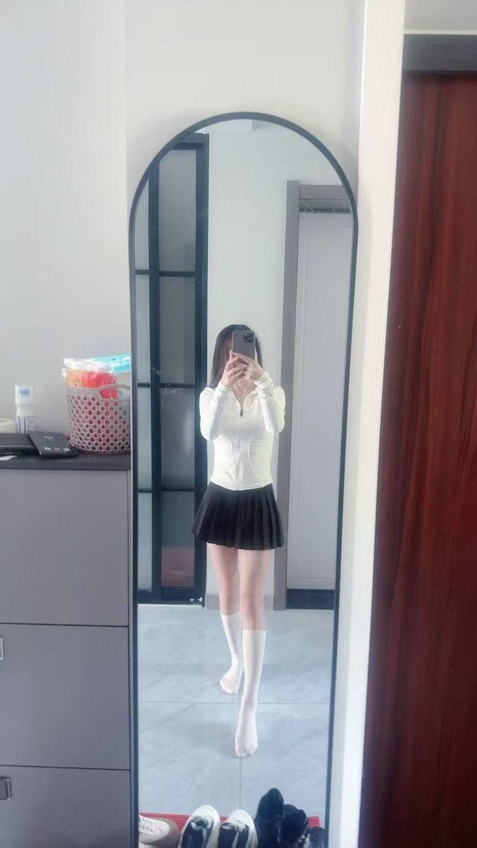 kiera_layden's tweet photo. 我他妈一口给你吃了  #反差  #女大  #母狗 https://t.co/LmmOdFdoSD