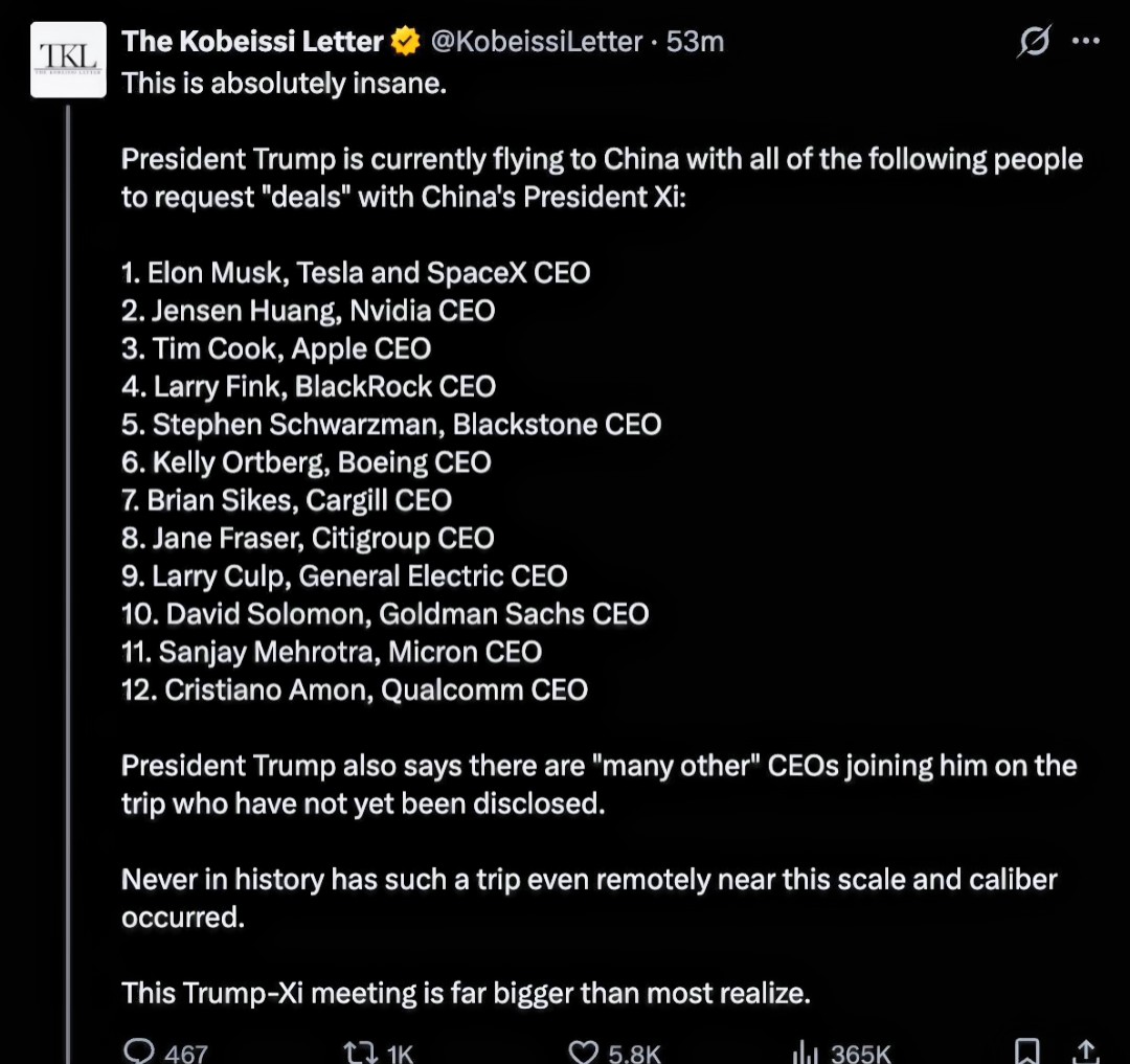 JamesGrahamAuth's tweet photo. @theliamnissan All these assholes on one plane. https://t.co/EY3ScVGDXE
