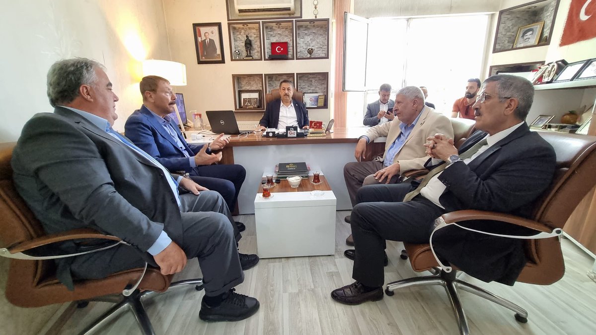 farukbayuknet's tweet photo. Şanlıurfada yapılan Su konferansı nedeniyle Şanlıurfa’da bulunan su verimliliği ve tasarrufu Genel Başkanı kıymetli hemşehrimiz Uğur Büyük Hatipoğlu bizleri ziyaret etti. @ubuyukhatipoglu @MehmetBaylan https://t.co/H3jArtYY49