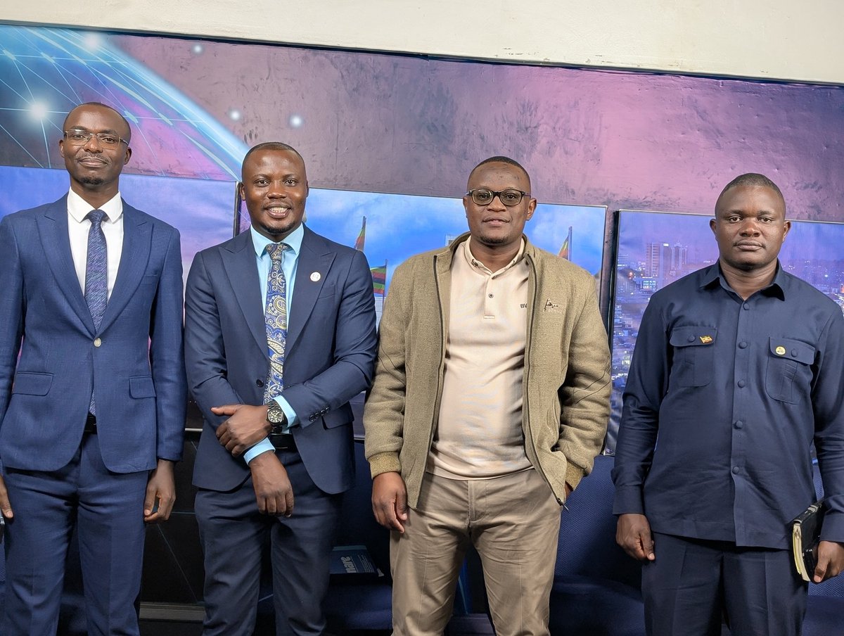 LDCStudentsUG's tweet photo. Yesterday, the guild president @NgobiThoma joined other learned friends at U24 for a very fruitful engagement discusing the Rule of law in the last 5 year term of @KagutaMuseveni and their expectation in the next five years. https://t.co/MOsmKOk9XB