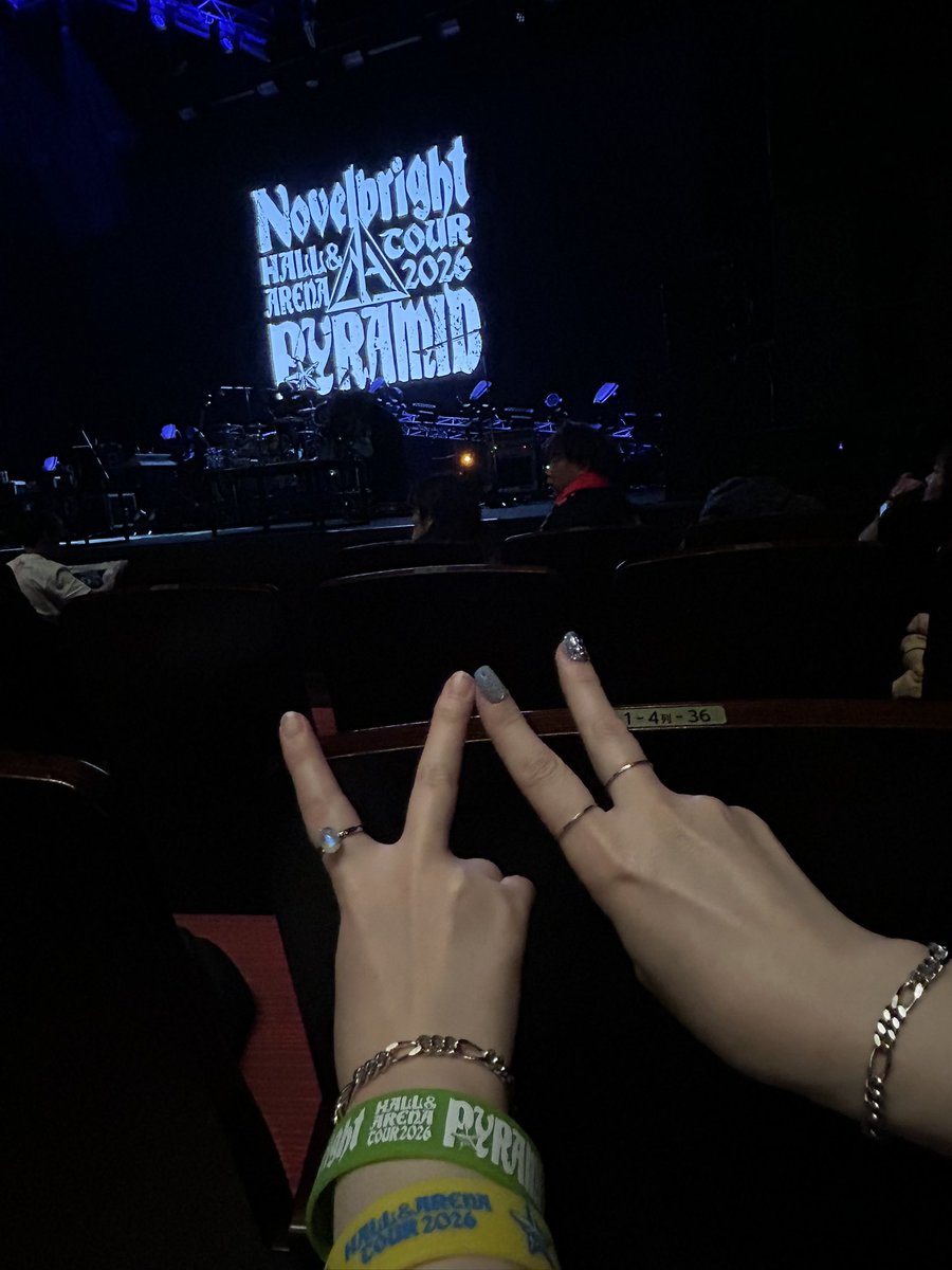 nb__86's tweet photo. 2026.05.08
札幌文化芸術劇場hitaru
私的ツアー初日！！
連勤明けのライブご褒美すぎた🥹🥹
腕振って叫んで全力で音楽浴びて最高なライブでした！！ https://t.co/RqzaELAdPn