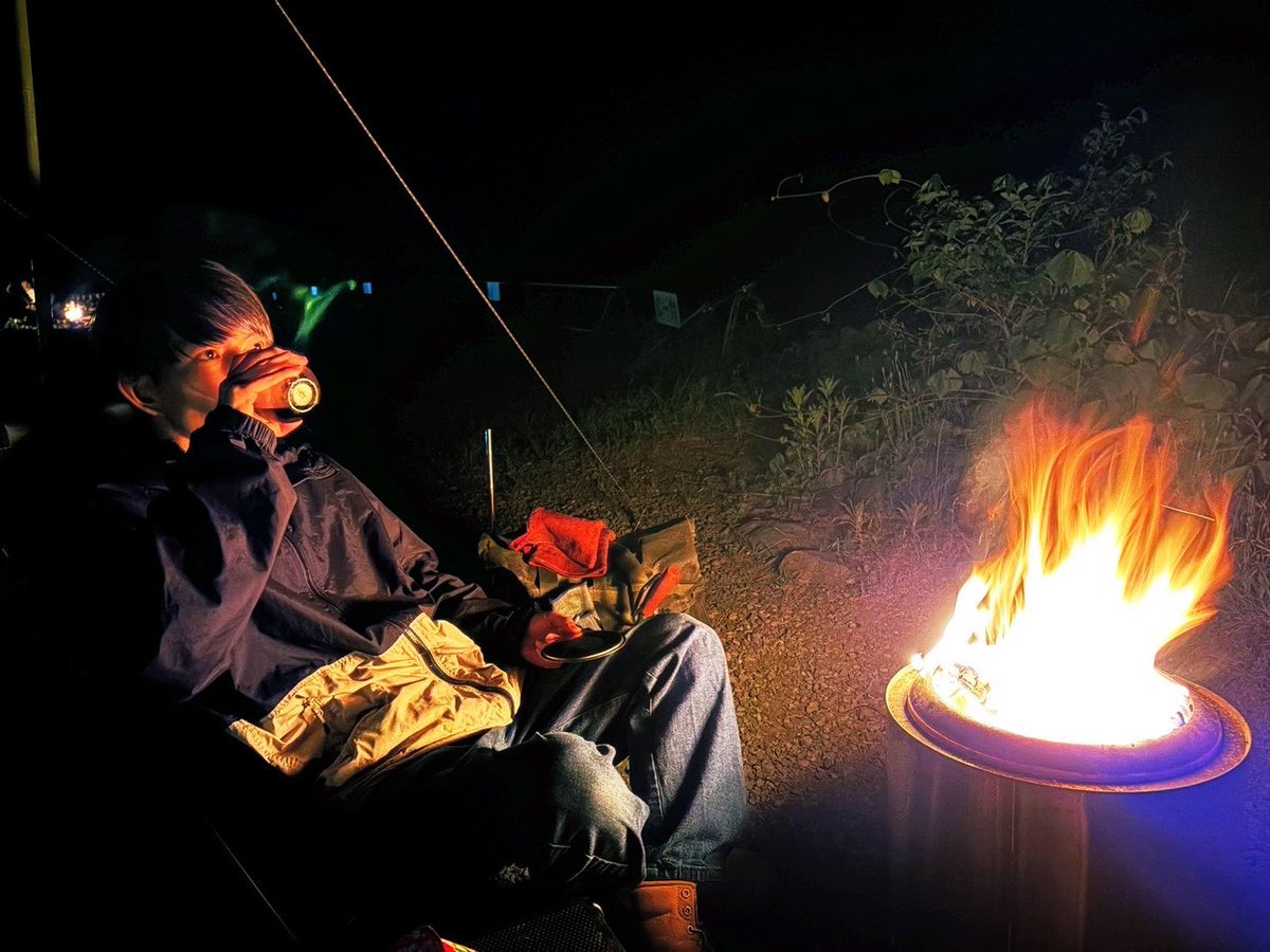 Tshaun_SS's tweet photo. 昨日🏕️
30歳になりましたが
全然元気！
ダンスもキャンプももっと楽しんで行こう！🔥
🎁くれた人もありがとう！✨🫶 https://t.co/OxTnYPbbaT
